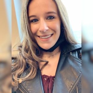 Meet your Posher, Ashley